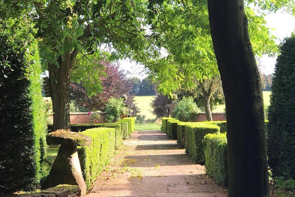 Beautiful Rural Apt, Walking Distance To Three Choirs Vineyard/Brassiere Gloucestershire Apartman Newent Kültér fotó